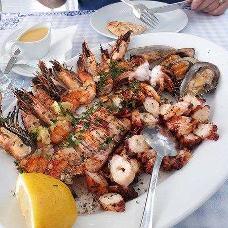 Santorini Restaurant