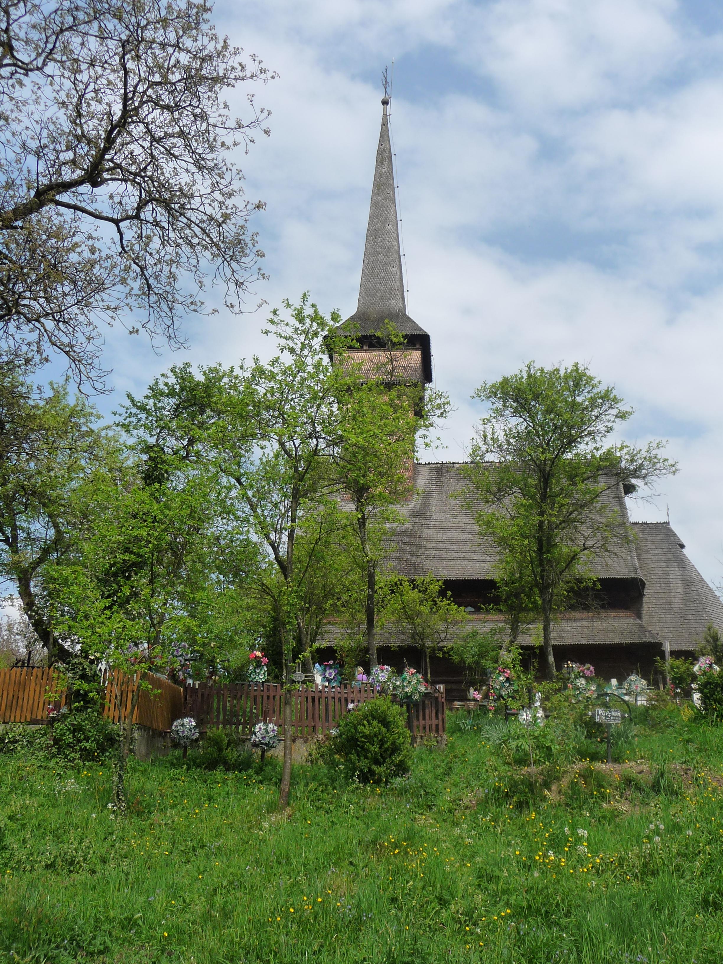 Biserica de lemn din Desești